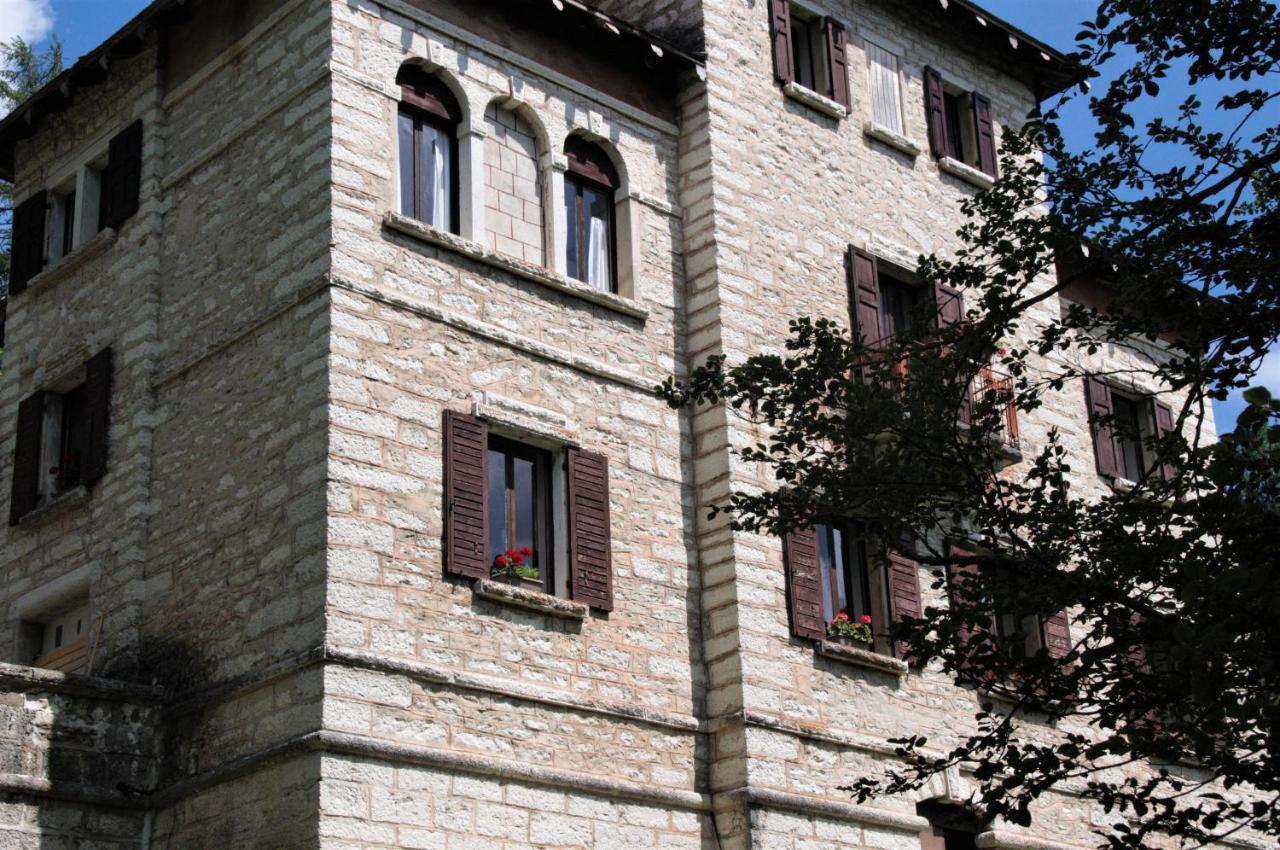 Giulio Mountain B&B 阿拉 外观 照片